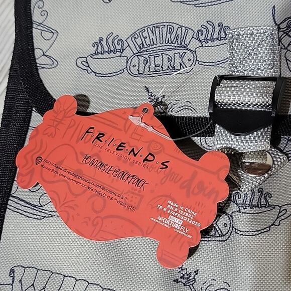 CultureFly Friends Official Foldable Backpack, New - Picture 4 of 9